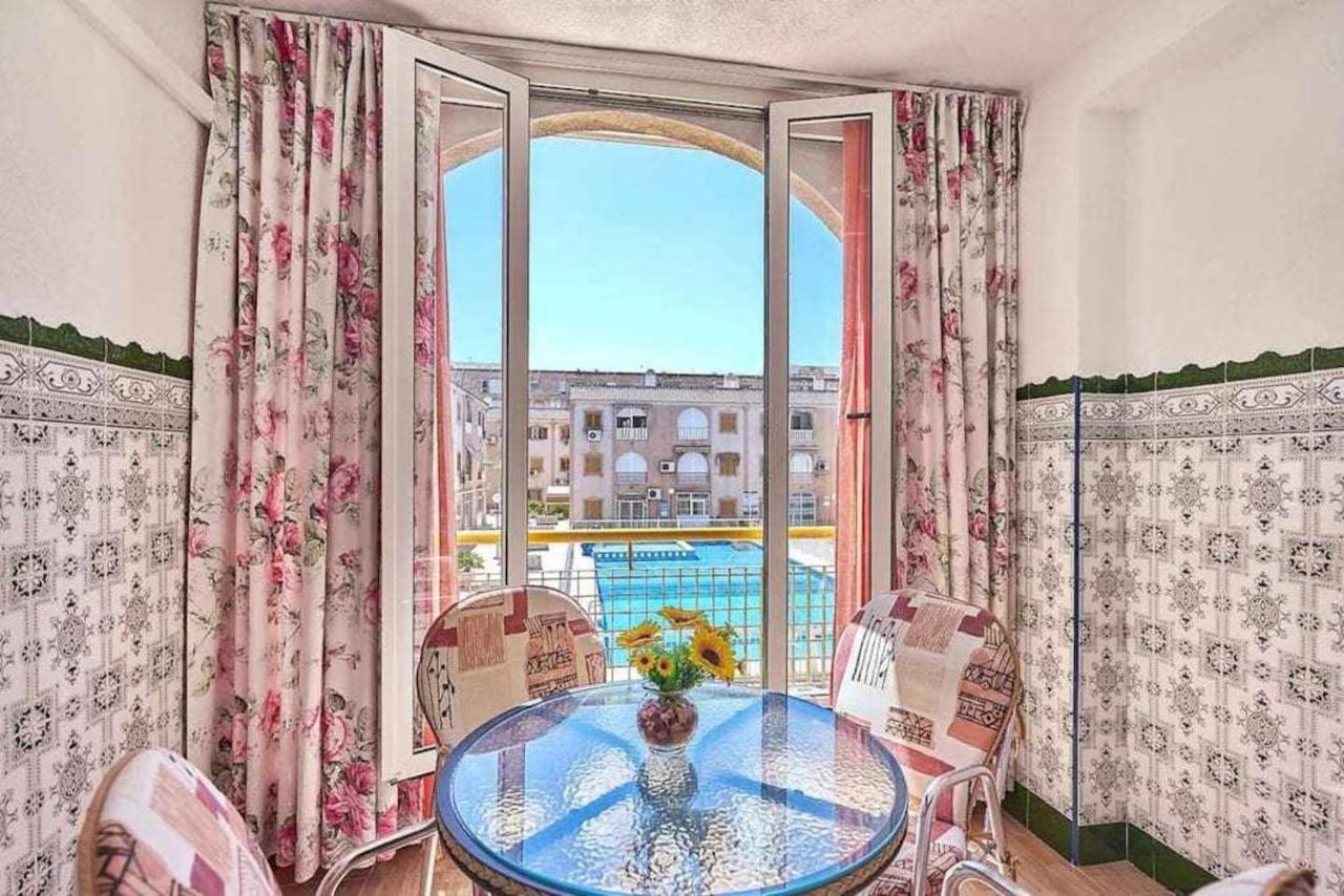 Espanhouse Valencia Apartment With Pool View In Torrevieja Kültér fotó